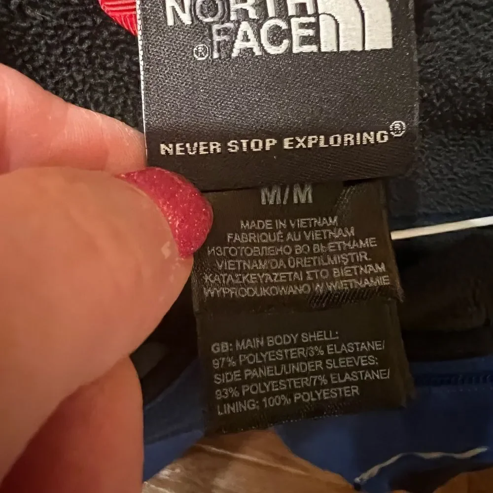 The North Face men’s size medium zip up jacket